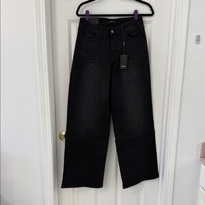 Black Wide-Leg Jeans